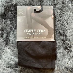 Tummy control tights